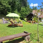 Kuca Pokraj Lokvarskog Jezera Tatil Evi