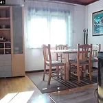 Kuca Pokraj Lokvarskog Jezera