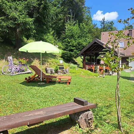 Sumska Idila Pokraj Jezera Ferienhaus