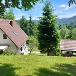 Kuca Pokraj Lokvarskog Jezera * Delnice