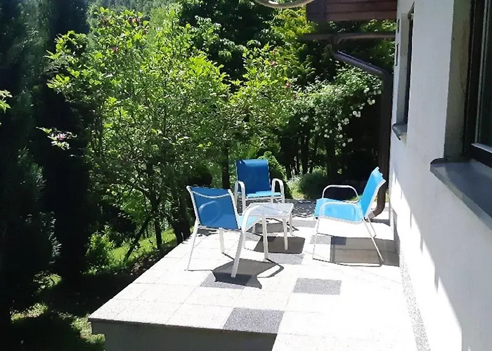 Kuca Pokraj Lokvarskog Jezera * Delnice